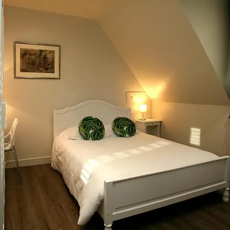 Отель La Grande Bruyere 2*